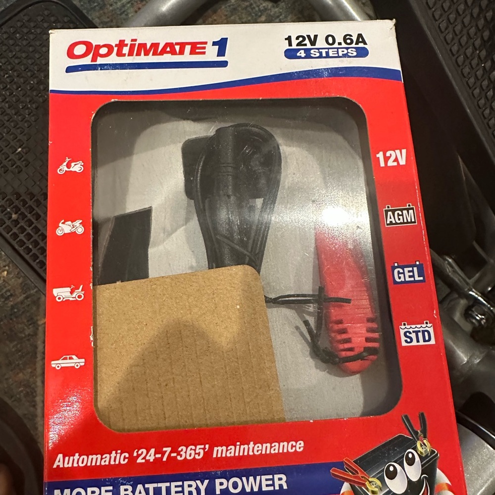 Optimate 1 Battery Charger and maintainer brand new